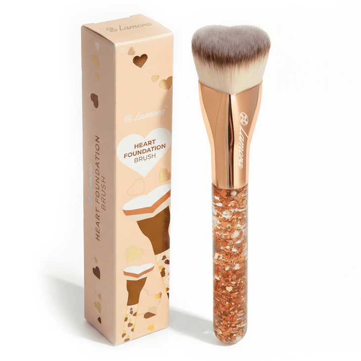 Herzförmiger Foundation Kabuki Pinsel - Lamora Beauty