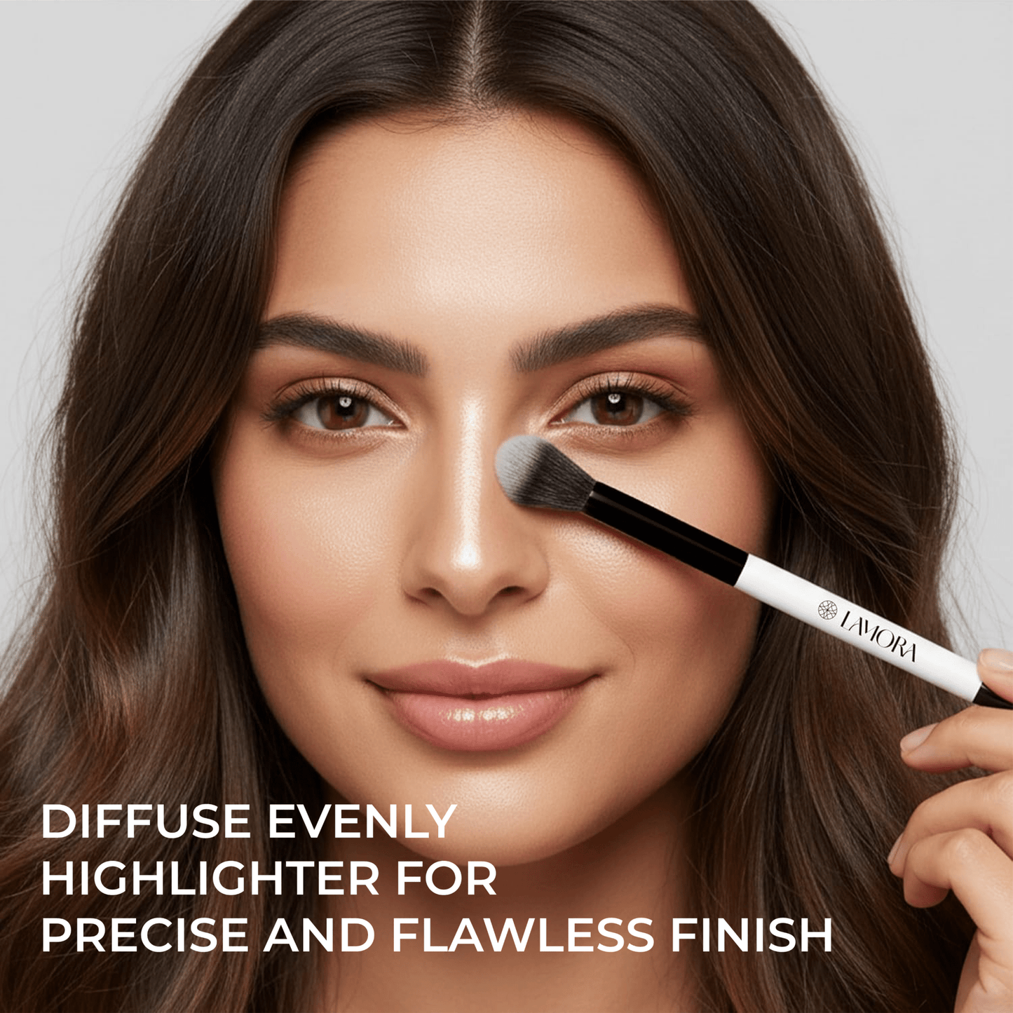 Blending & Eyeshadow Duo Brush - Lamora Beauty