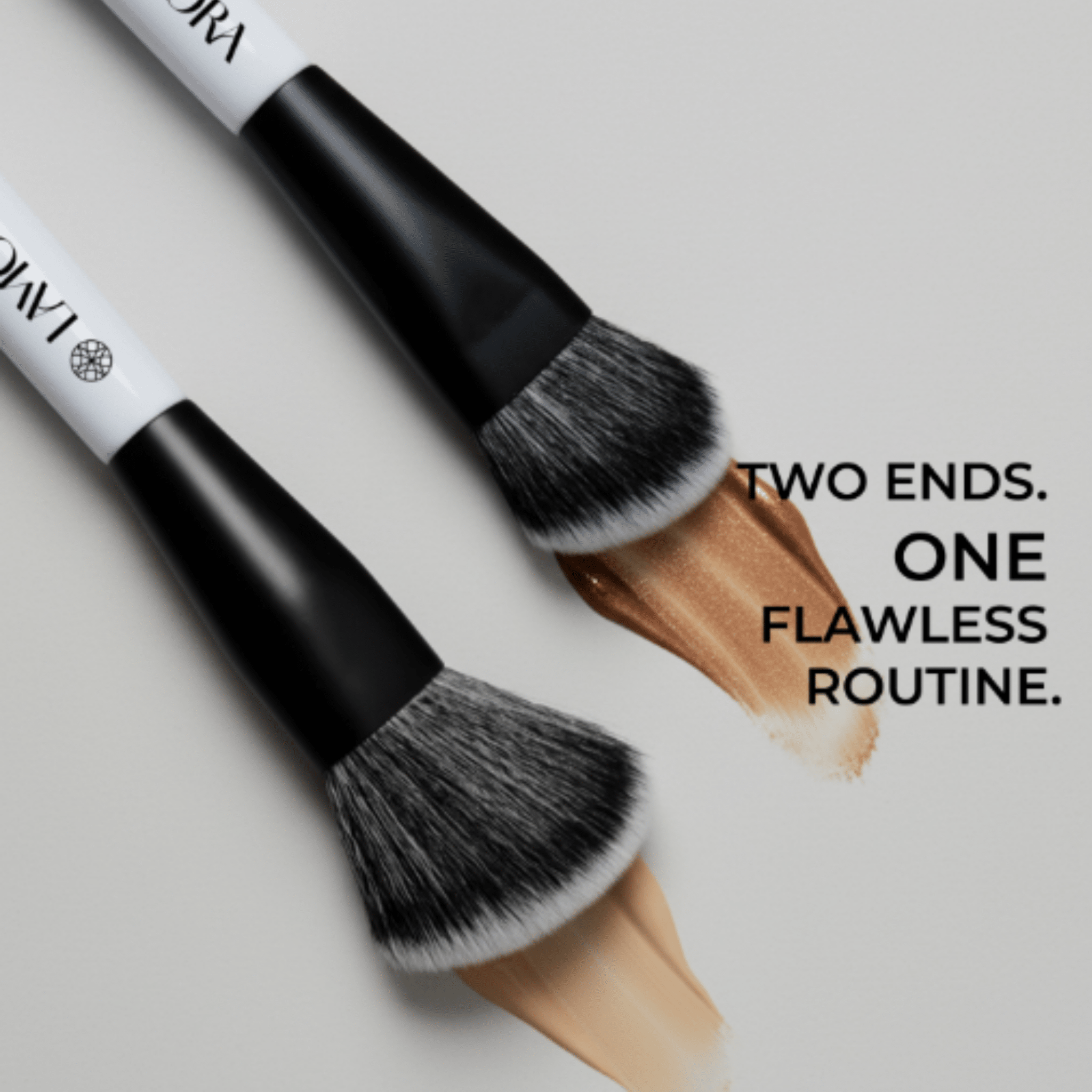 Contour & Foundation Duo Brush - Lamora Beauty
