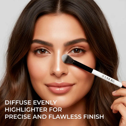 Blending & Eyeshadow Duo Brush - Lamora Beauty