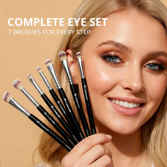 Eyeshadow Brush Set Black - Lamora Beauty