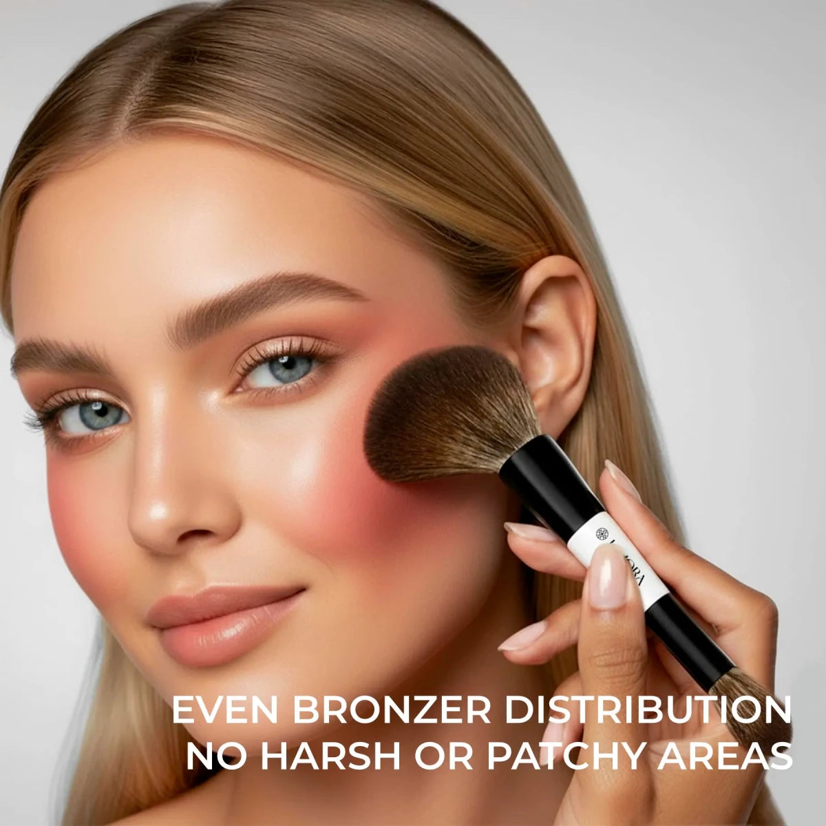 Powder & Bronzer Duo Brush - Lamora Beauty